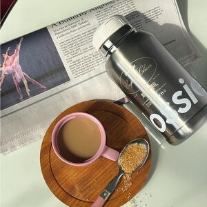 Glossier Holiday Tumbler